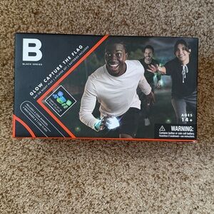 NWT/NIB Black Series glow capture the flag game
